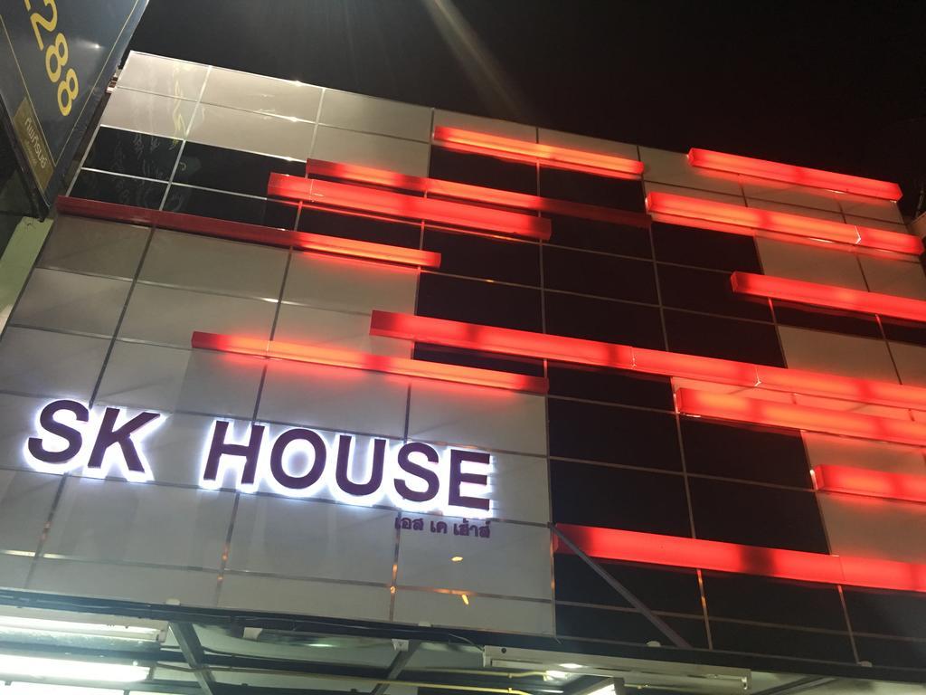 S.K.Airport Chiang Mai Hotel Buitenkant foto