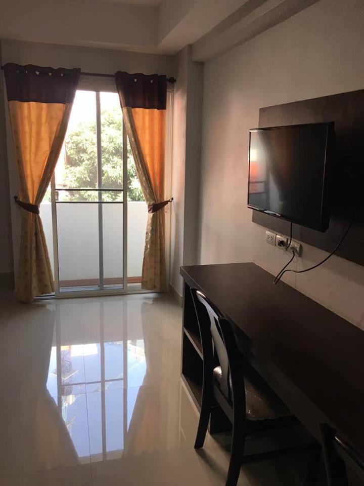 S.K.Airport Chiang Mai Hotel Buitenkant foto